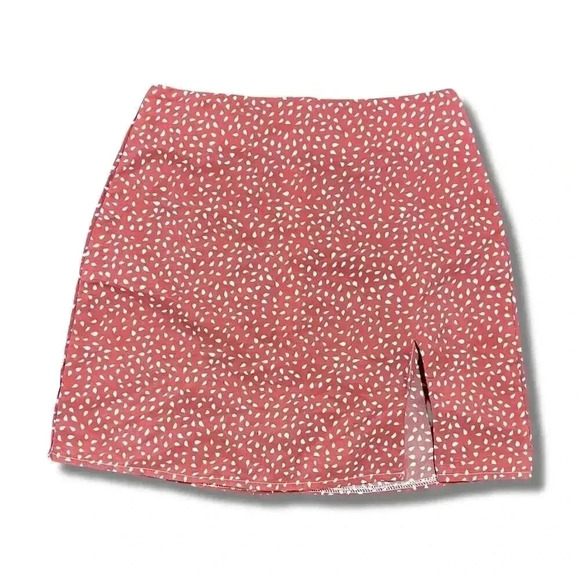 🌟 SHEIN Women's XS Red Floral A-Line Skirt Short Split Hem Casual Zip Closure 🌟 - Picture 1 of 4